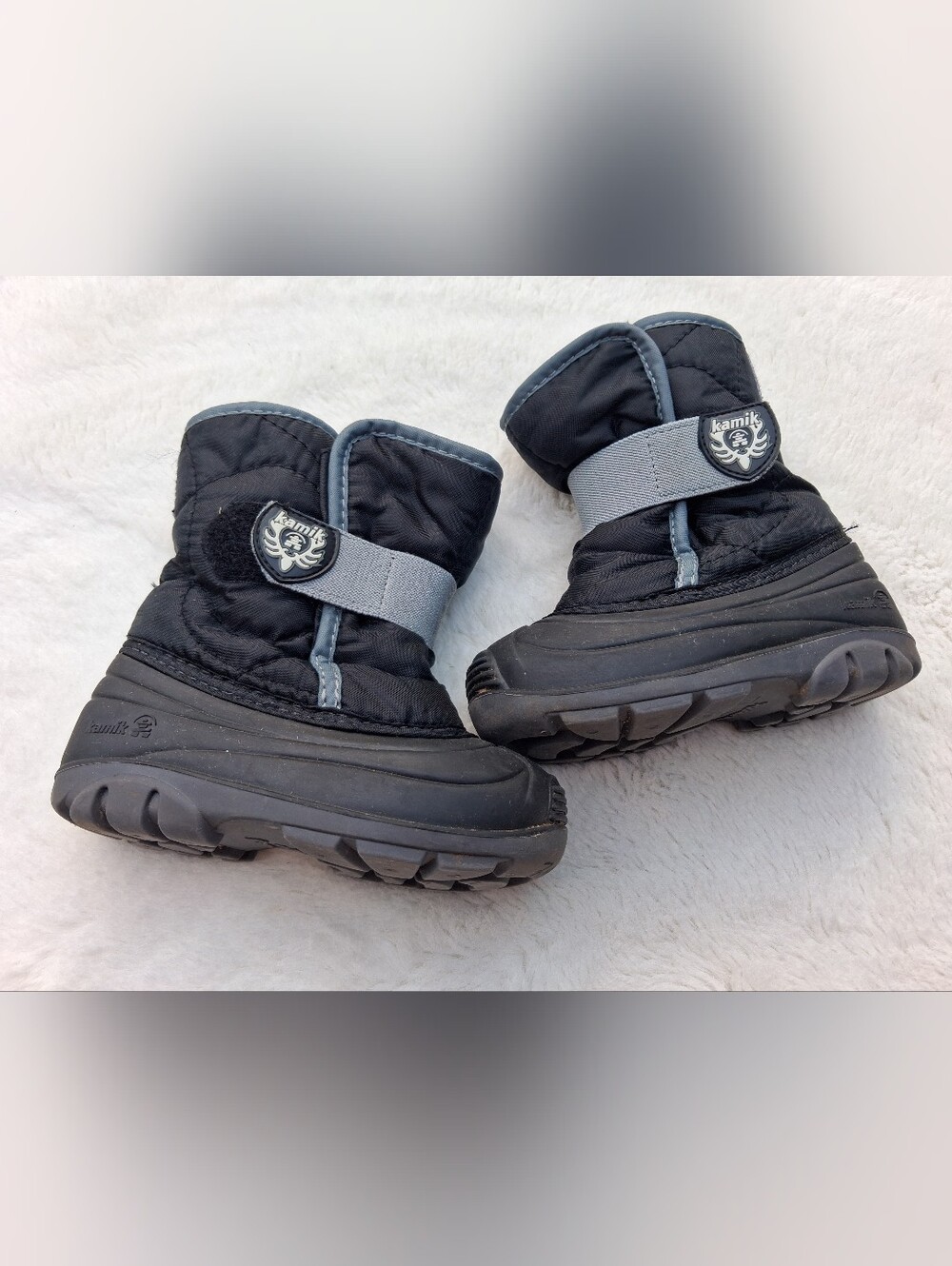 Kamik Black and Gray Kids Snow Boots with Hook-and-Loop Strap Size 7 Toddler